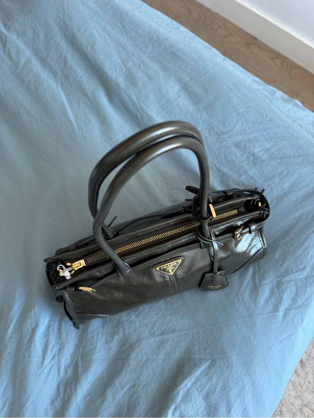 **Brand New with Tags** Prada Medium Bonnie in Forest/Selva, Gold Hardware - Picture 5 of 10